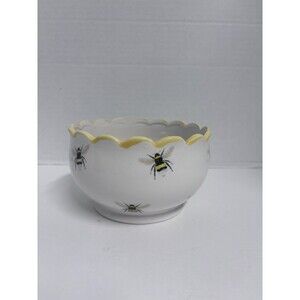 Bee Inspired Planter White & Yellow Scalloped